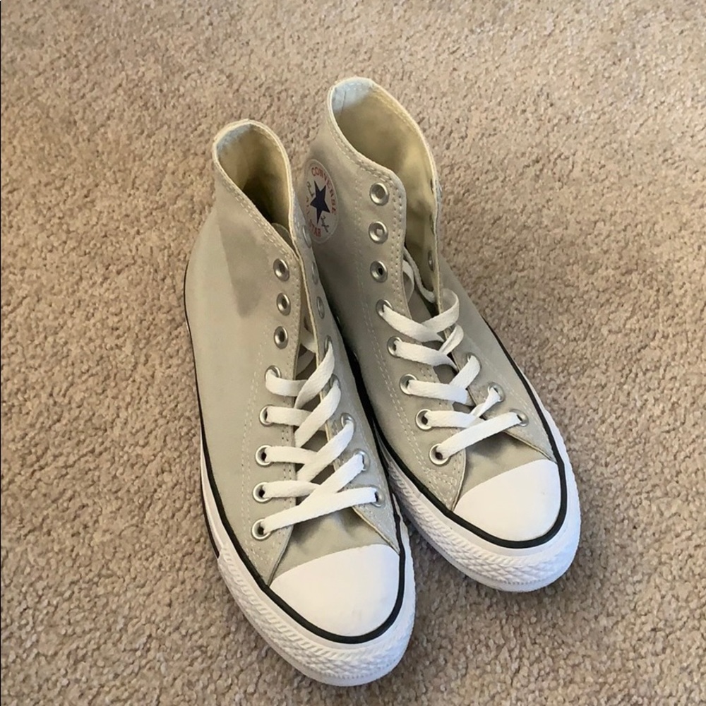NWOT Converse High Top Sneakers Gray Size 8.5